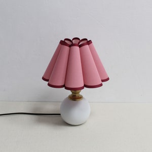 Handmade Scallop Pink Fabric Table Lamp: Ceramic Base Home Decor